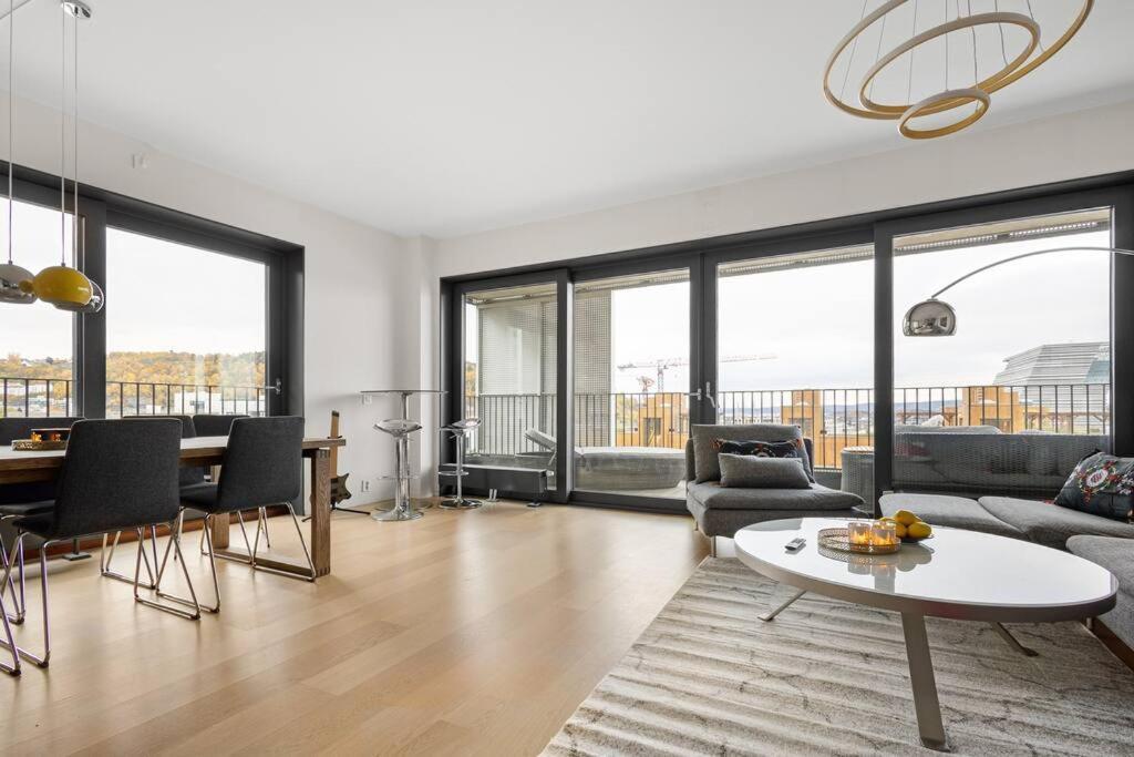 Modern 3Bed Room Sea View Apartment @ Oslo Barcode Eksteriør billede