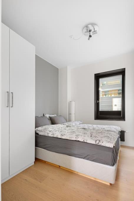 Modern 3Bed Room Sea View Apartment @ Oslo Barcode Eksteriør billede