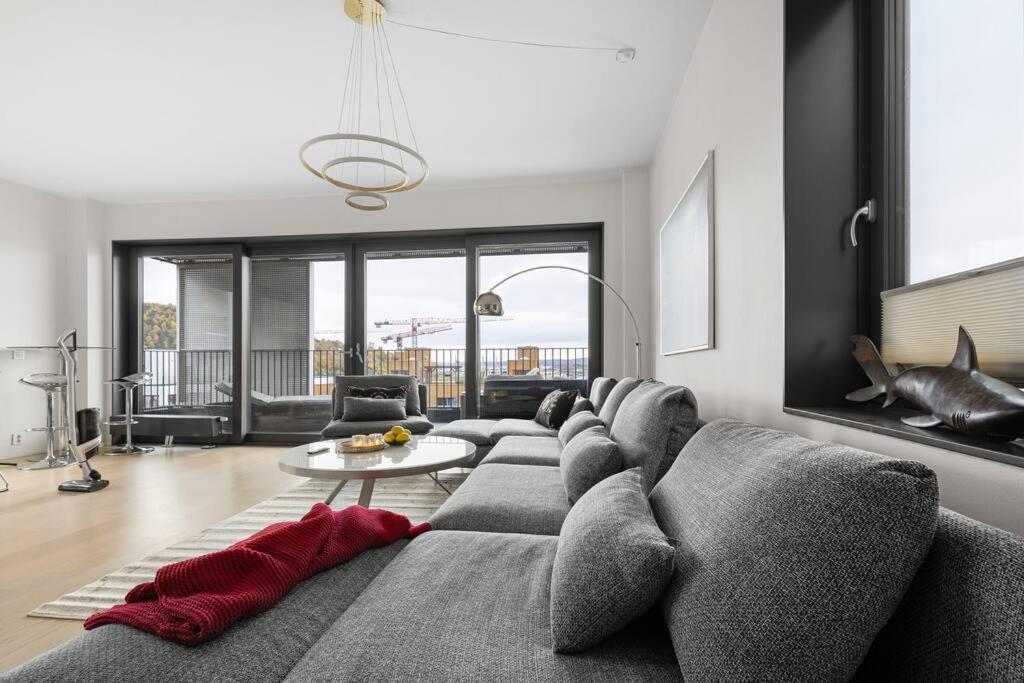 Modern 3Bed Room Sea View Apartment @ Oslo Barcode Eksteriør billede